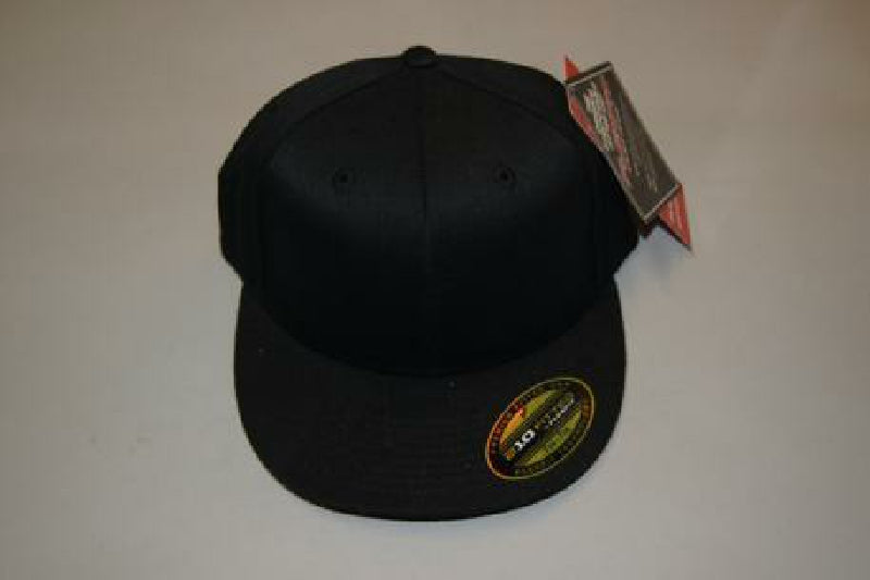 Flexfit 210 Fitted Cap Black